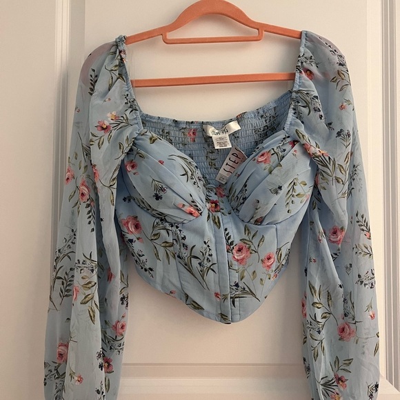 Floral Blue Women's Crop Top Size M. NWT - Picture 7 of 12